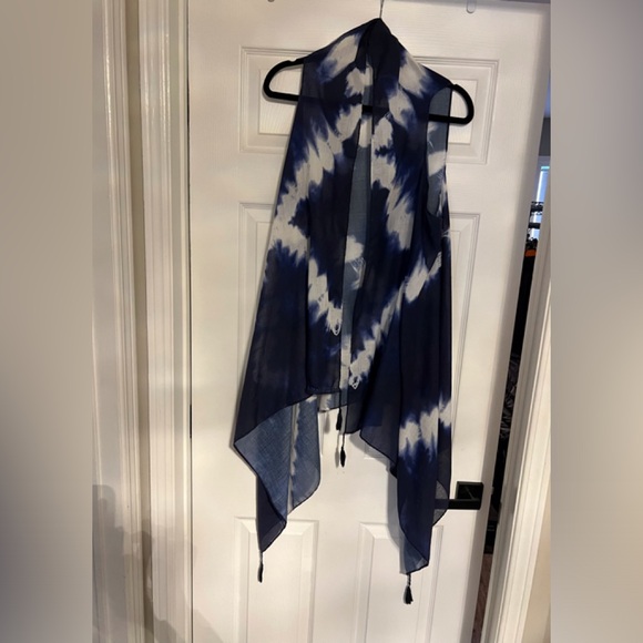 Woman’s summer long vest/ shrug - Picture 1 of 6